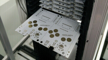 #Arduboy #Live Pilot Üretim Sürecinin Seeed Fabrikasında Tamamlanması