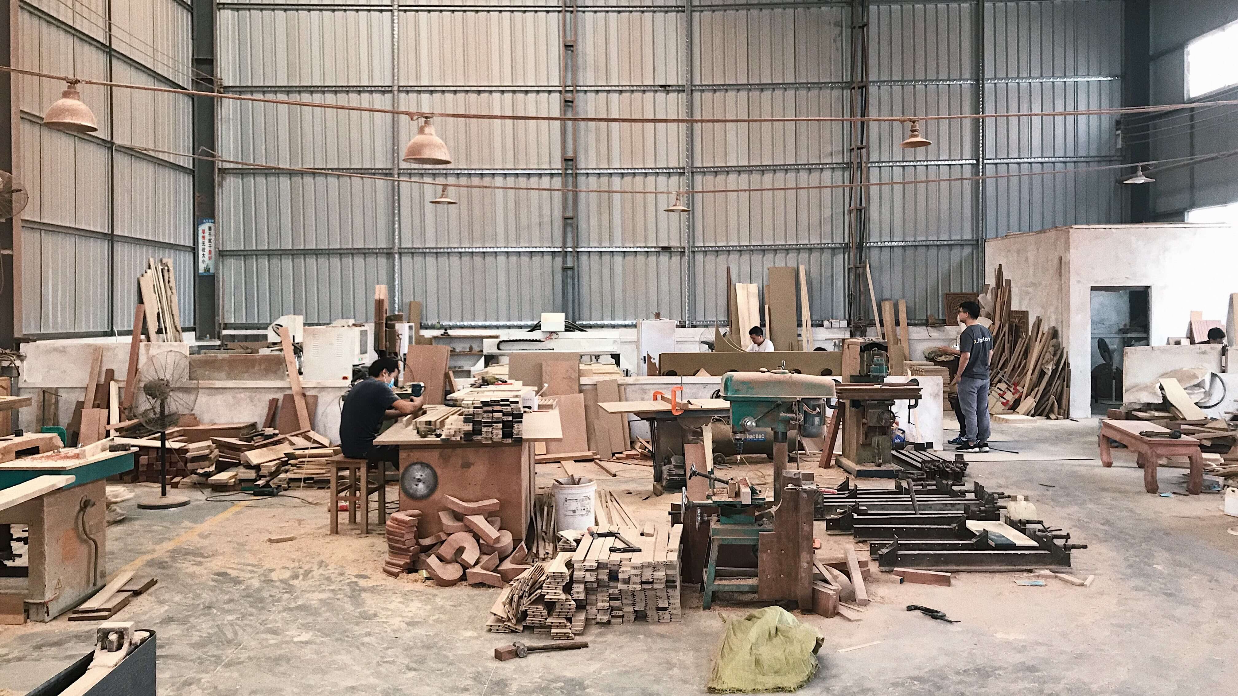 Çin’de Üretilenler: Ahşap İşleme Fabrikası Turu