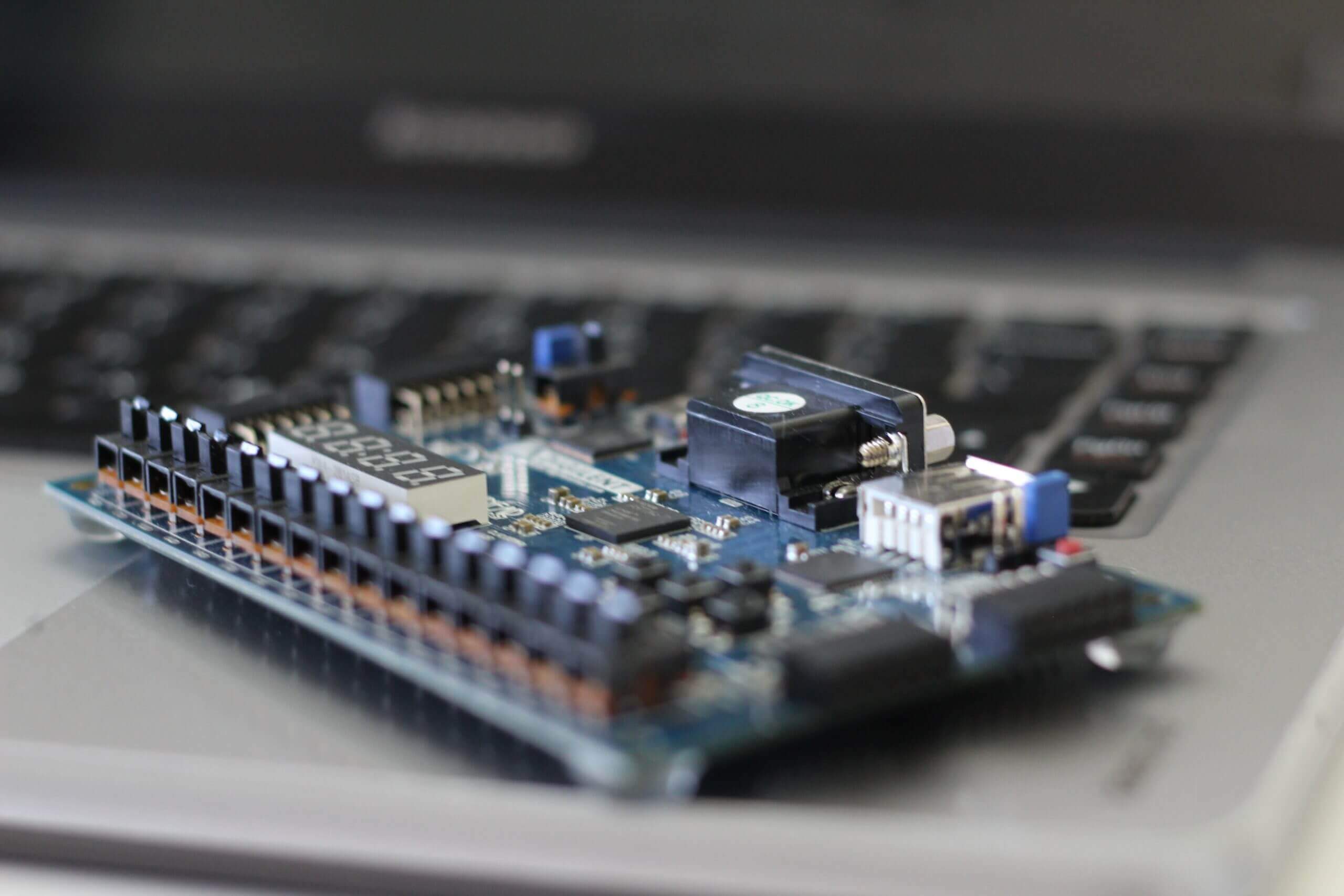 FPGA nedir ve neden kullanılır?