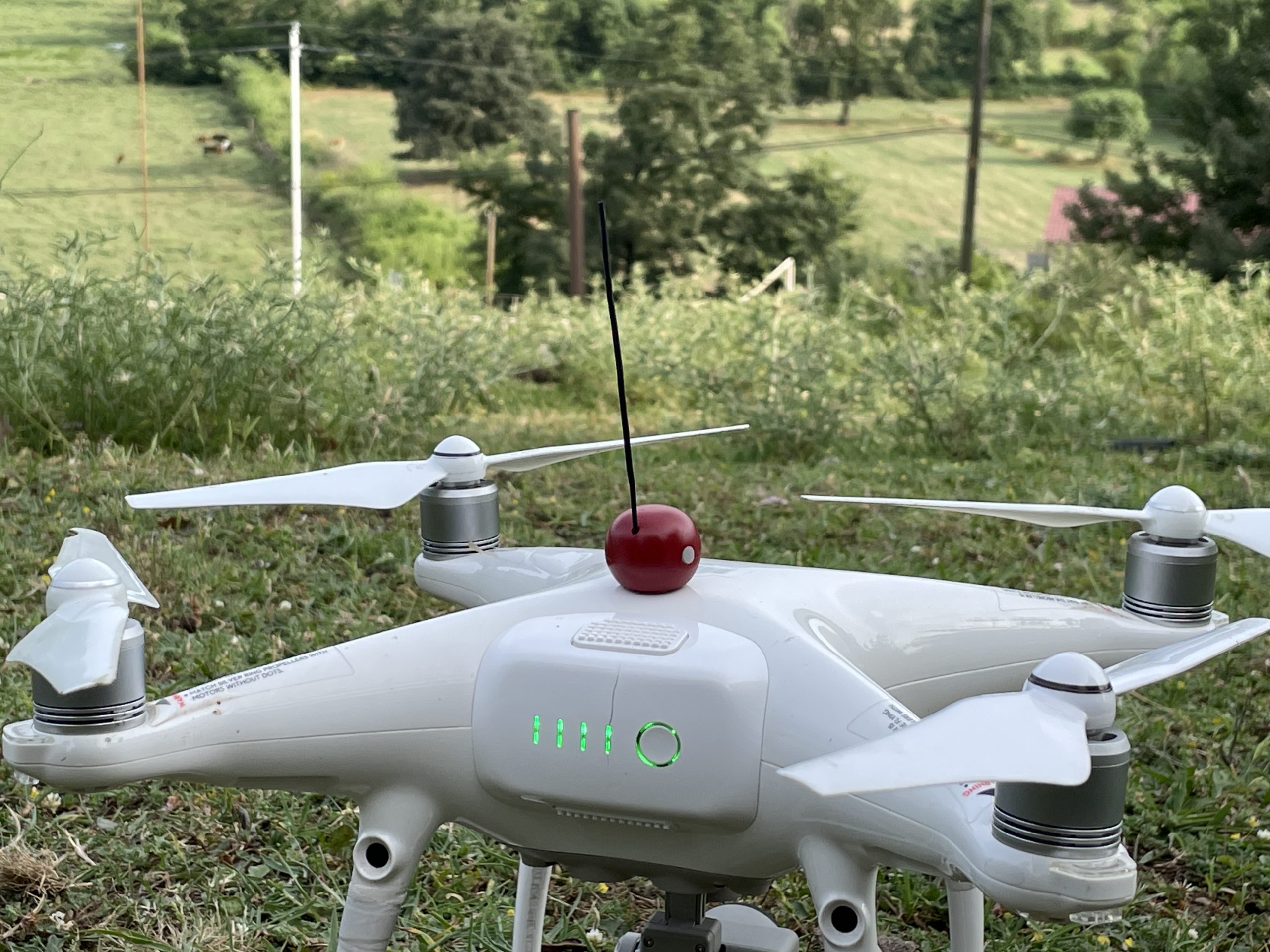 Loko-En Küçük GPS Takip Cihazı, Dahili Wio-E5 Modülü ile Herhangi Bir Yaban Hayvanı ve Drone’u Seeed Fusion ile Takip Edebilir