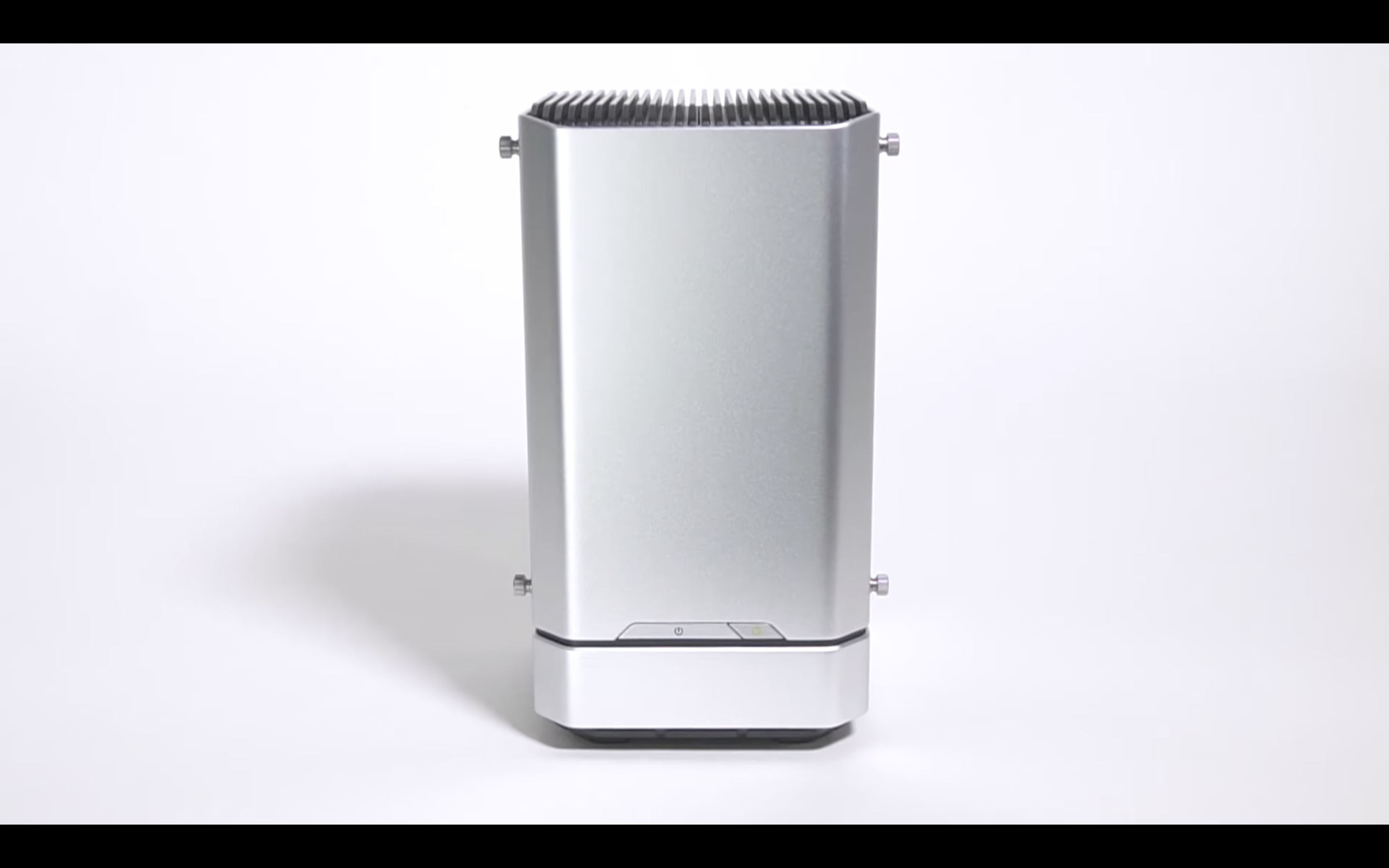 reServer i31115 - Compact Edge Server powered by 11th Gen Intel® Core™ i3 1115G4 - Image 2