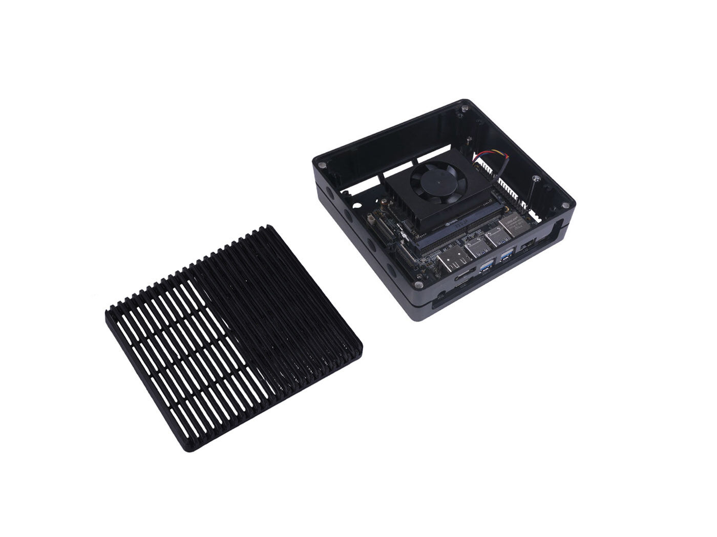 reComputer J2022 - Edge AI Computer with NVIDIA® Jetson Xavier™ NX 16GB - Image 4
