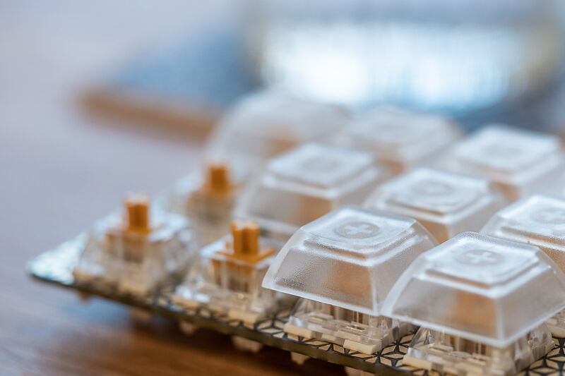 Linear (quiet) keys – Keybow Mini Mechanical Keyboard Kit - Image 3