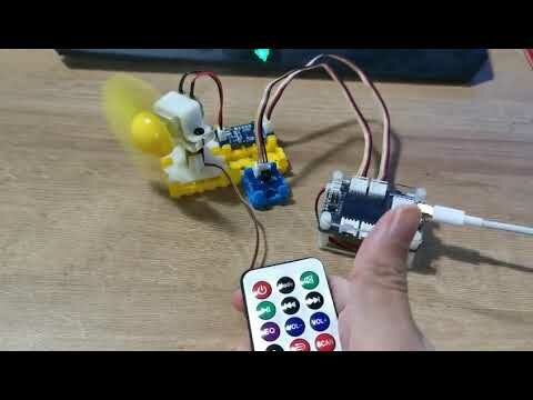 Seeed Studio Expansion Board Base for XIAO with Grove OLED - IIC, Uart, Analog/Digital - Image 6