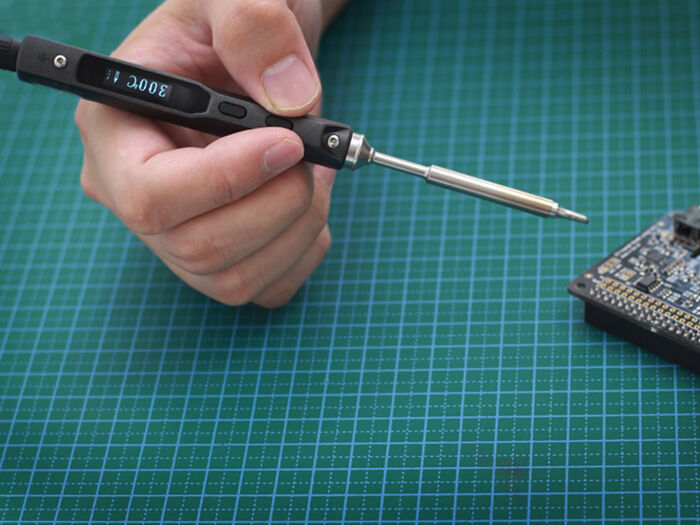 Mini Soldering Iron - US Standard (Shape-BC2) - Image 2
