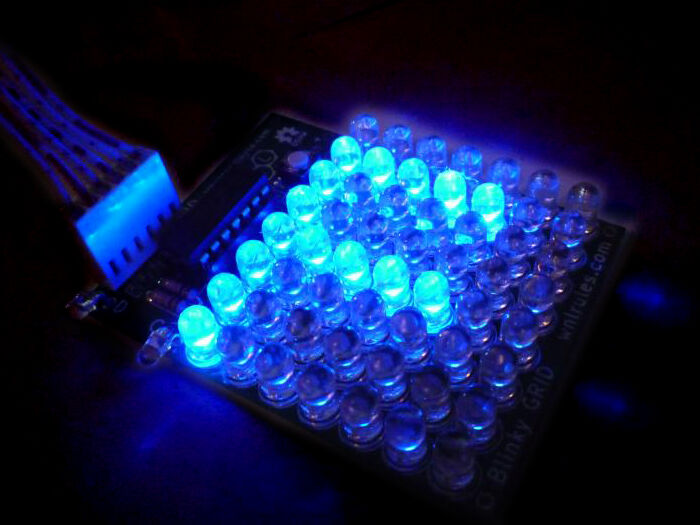 Blinky Grid Blue