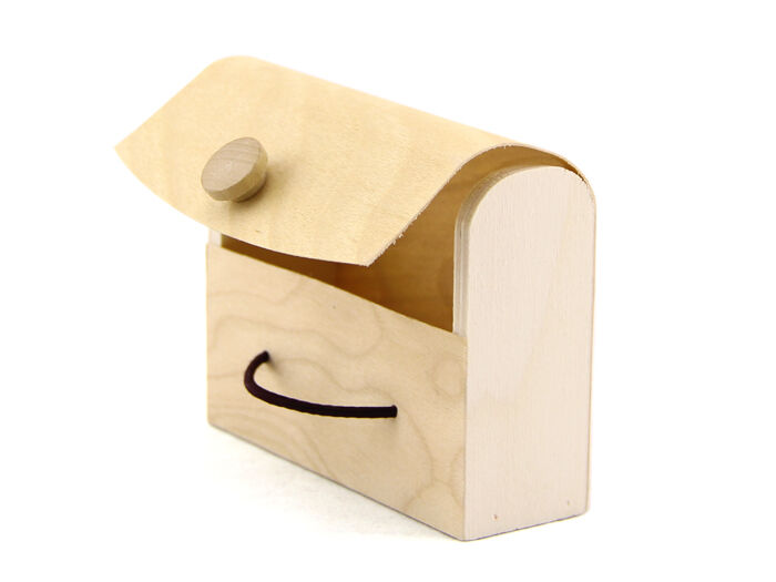 Lightweight Buckle Wood Case - 100x80x34 mm - Image 2