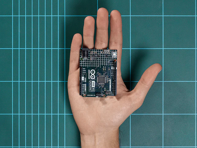 Arduino UNO Rev4 Minima, 32-bit mikrodenetleyici, Arm® Cortex®-M4, 12-bit DAC, CAN BUS ve OP AMP, 6-24V, SWD konektörü, HID desteği - Görsel 8