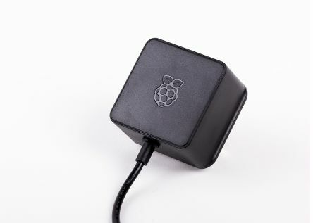 Raspberry Pi Official Power Supply 15.3W USB-C with 1.5M Cable - US Plug 5.1V 3A Black - Image 2