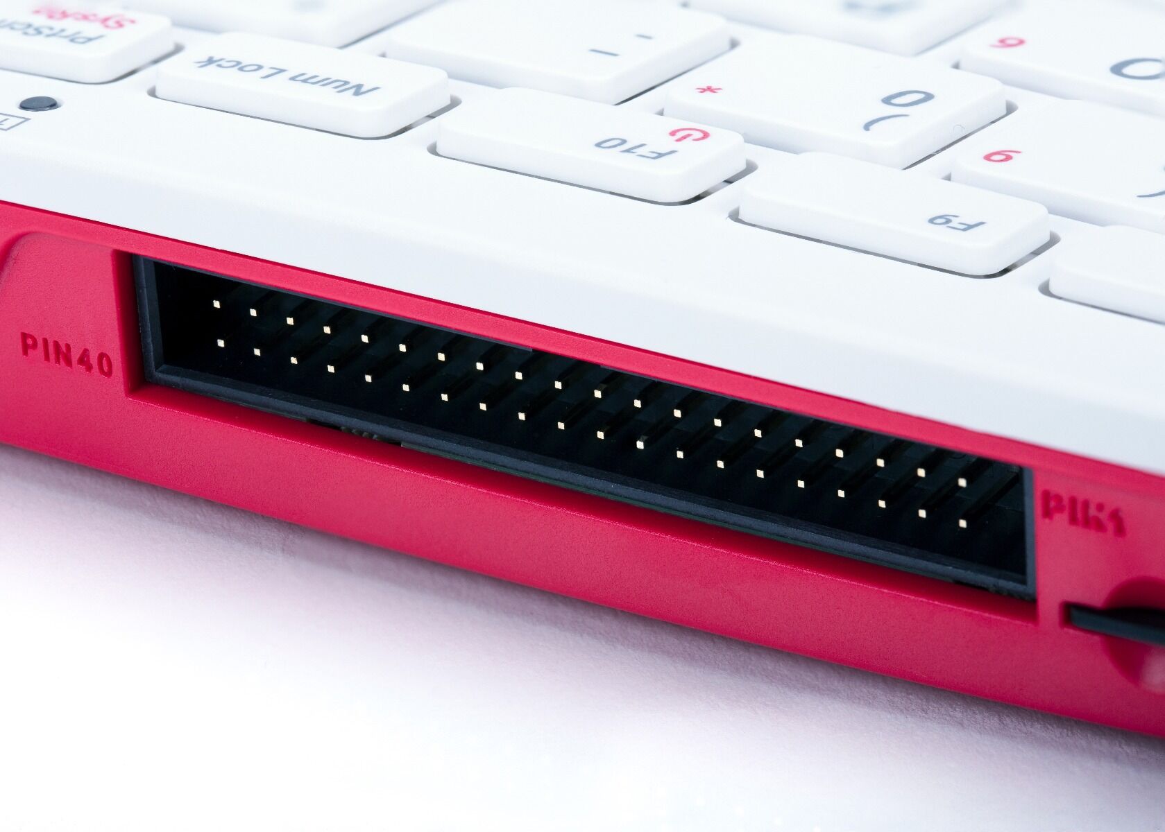 Raspberry Pi 400 Personal Computer Kit - US Version - Image 5