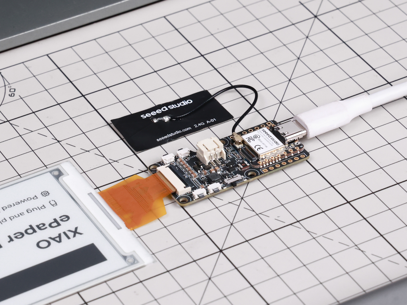 Küçük Kartlar, Daha Büyük Olanaklar: Yeni XIAO ePaper DIY Kitleri EE05 & EN05 ile Tanışın